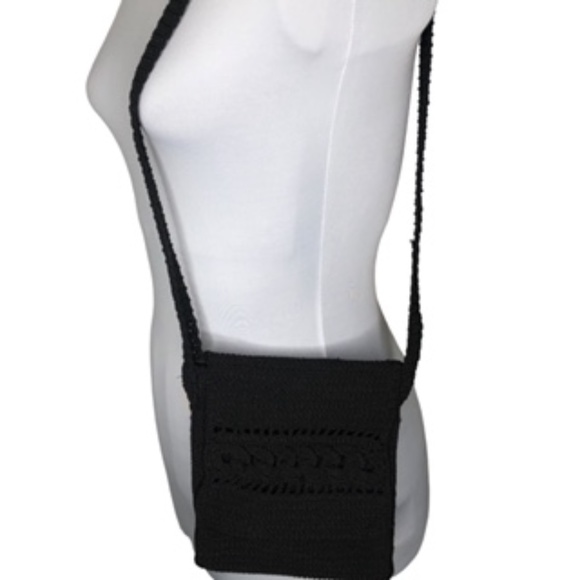 Hand Crafted Crocheted Shoulder Strap Zip Black Handbag - Picture 2 of 7